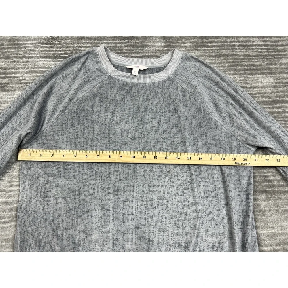 Secret Treasures Top Womens Medium Gray‎ Long Sleeve Pajama Soft Polyester Blend